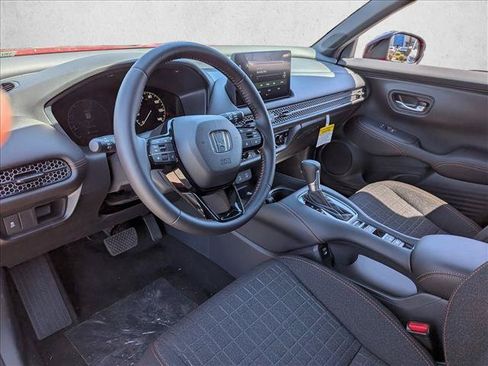 New 2026 Honda HR-V Sport image 3