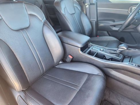 Certified 2023 Kia Sorento S image 19