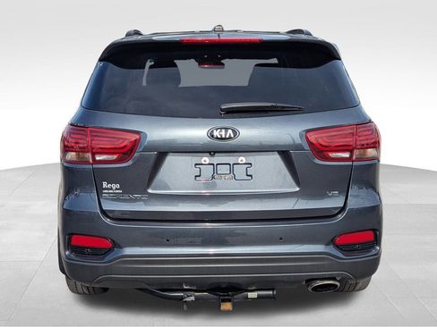 Used 2020 Kia Sorento S image 4