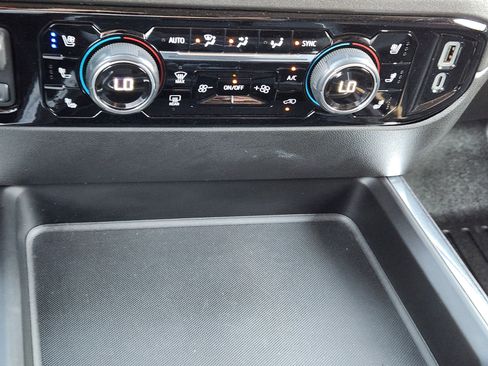 Used 2024 Chevrolet Silverado 3500 LTZ w/ LTZ Plus Package image 19