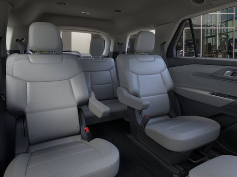 New 2026 Ford Explorer Active w/ Active Comfort Package image 33