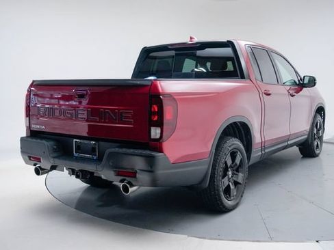 Certified 2024 Honda Ridgeline Black Edition image 16