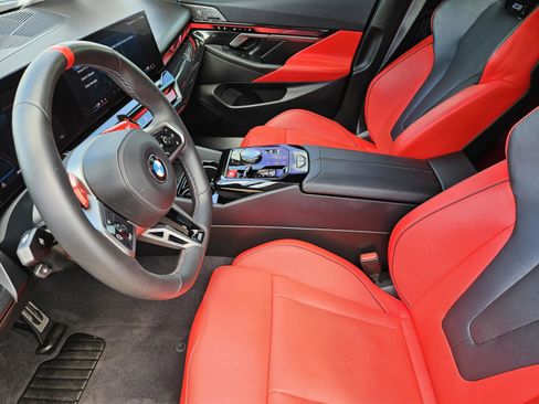 Used 2025 BMW M5 w/ Executive Package AWD/4WD image 11