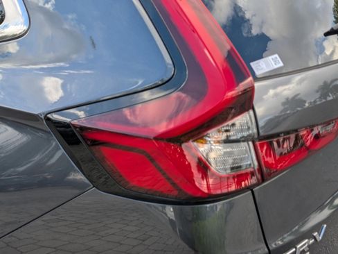 Used 2025 Honda CR-V Sport image 20