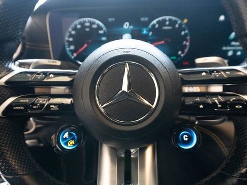 Used 2022 Mercedes-Benz AMG GT 43 image 26
