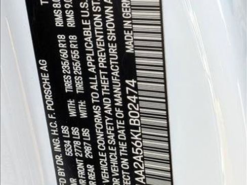 Used 2019 Porsche Macan AWD/4WD image 28