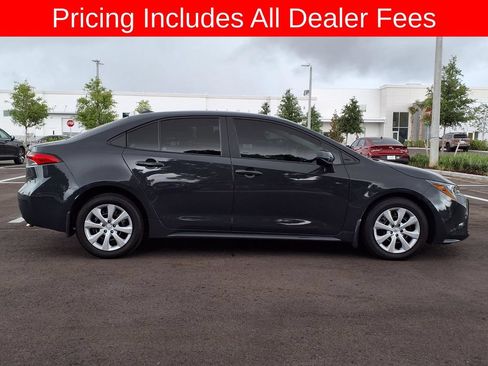 Used 2025 Toyota Corolla LE FWD image 8