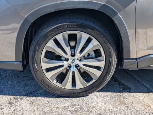 Used 2022 Subaru Ascent Limited AWD/4WD image 10