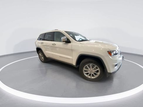 Used 2014 Jeep Grand Cherokee Limited w/ Trailer Tow Group IV image 2