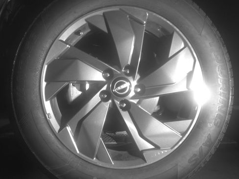 Used 2025 Nissan Rogue SV FWD image 12