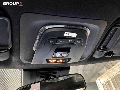 Used 2026 Toyota Corolla SE w/ SE Package image 35