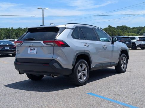 Used 2023 Toyota RAV4 XLE FWD image 5
