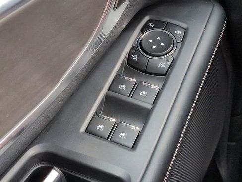 Certified 2025 Ford Expedition Max Platinum image 25