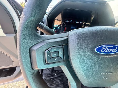 Used 2022 Ford F250 XL w/ Power Equipment Group AWD/4WD image 40