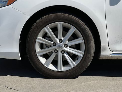 Used 2012 Toyota Camry XLE w/ Convenience Pkg image 12