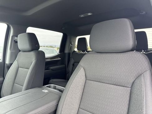 New 2026 GMC Sierra 1500 Elevation w/ LPO, Elevation Black Package RWD image 23