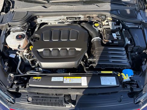 Certified 2022 Volkswagen GTI SE w/ SE Leather Package image 23