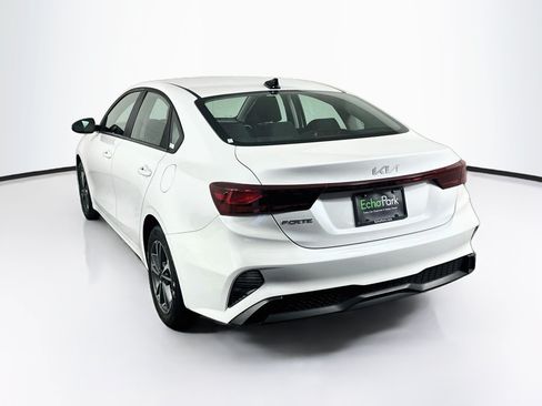 Used 2024 Kia Forte LXS FWD image 5