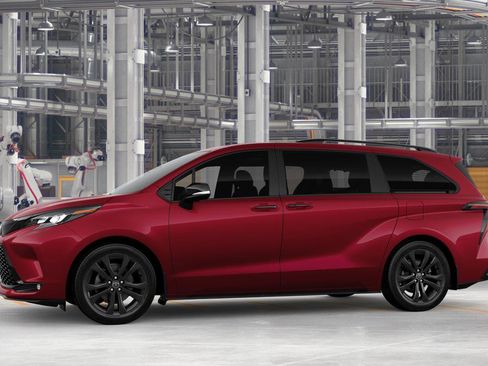 New 2026 Toyota Sienna XSE FWD image 5