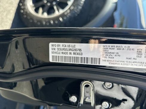 Certified 2024 RAM 2500 Rebel w/ Towing Technology Group image 32