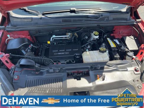 Used 2015 Chevrolet Trax LT w/ LT Sun and Sound Package AWD/4WD image 31