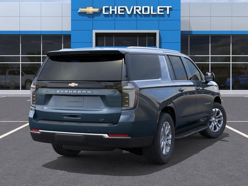 New 2026 Chevrolet Suburban LT w/ Comfort Package image 4