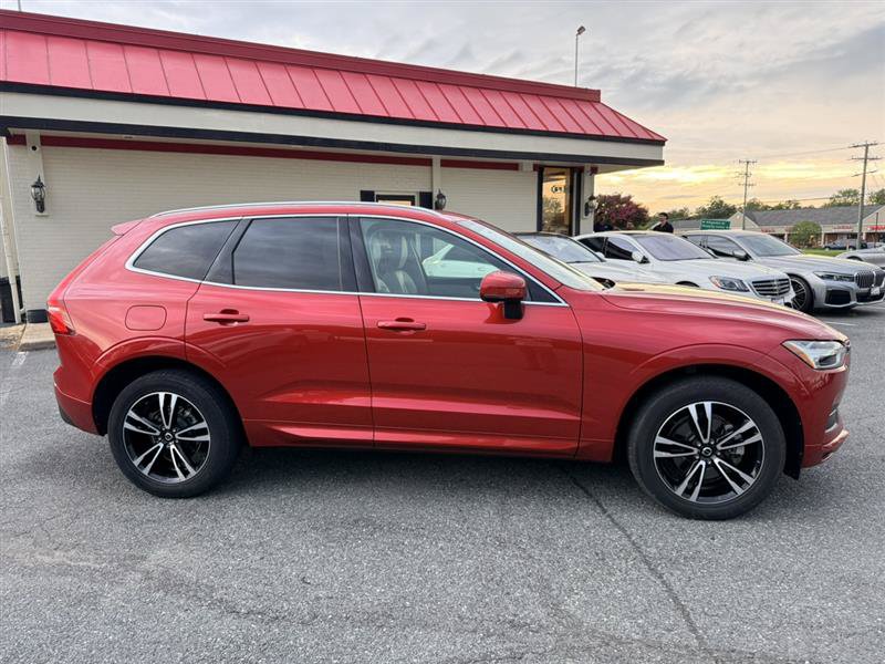 Used 2020 Volvo XC60 T5 Momentum AWD/4WD image 4