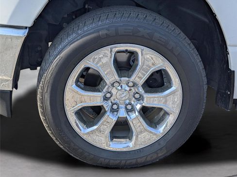 Used 2023 RAM 1500 Big Horn AWD/4WD image 10