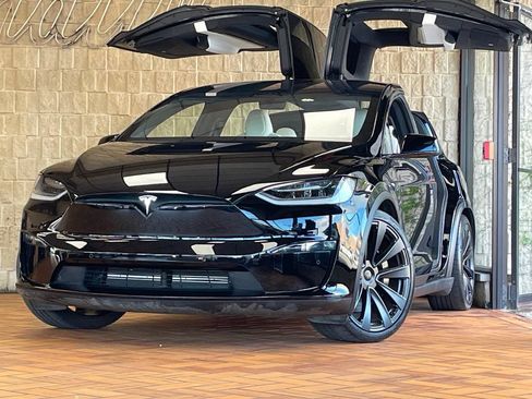 Used 2022 Tesla Model X Plaid AWD/4WD image 2