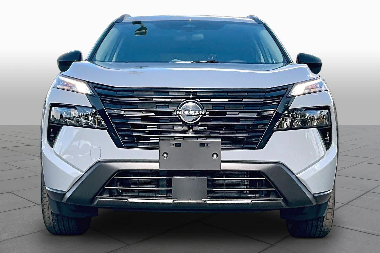 New 2027 Nissan Rogue SV FWD image 3