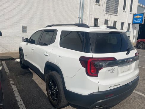 Used 2023 GMC Acadia AT4 w/ Preferred Package AWD/4WD image 4