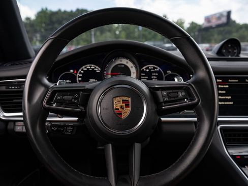 Used 2023 Porsche Panamera 4 w/ Premium Package AWD/4WD image 56
