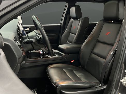 Used 2025 Dodge Durango GT AWD/4WD image 9