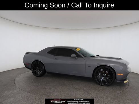 Used 2019 Dodge Challenger R/T w/ Blacktop Package RWD image 25