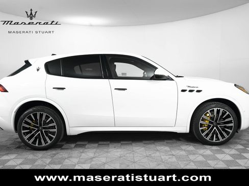 New 2025 Maserati Grecale Modena AWD/4WD image 8