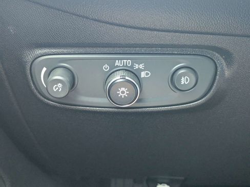 Used 2019 Chevrolet Equinox Premier AWD/4WD image 26