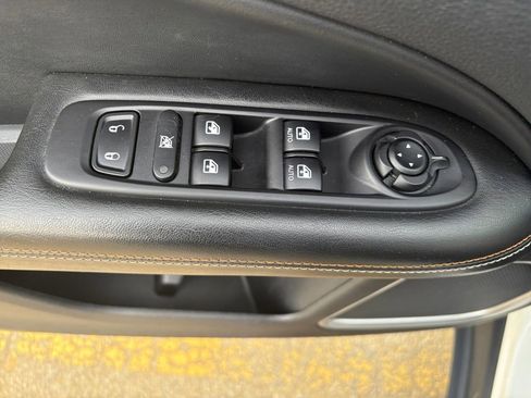 Used 2021 Jeep Compass Latitude image 12