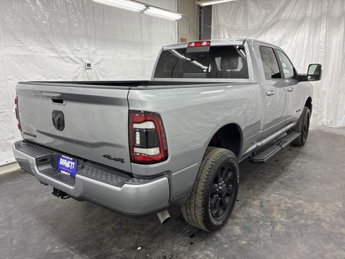Used 2024 RAM 2500 Big Horn w/ Night Edition AWD/4WD image 5