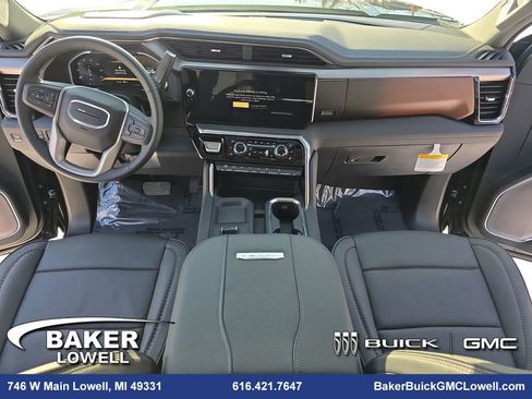 New 2026 GMC Sierra 2500 Denali w/ Denali Reserve Package image 9