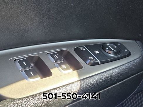 Used 2020 Kia Optima S image 29