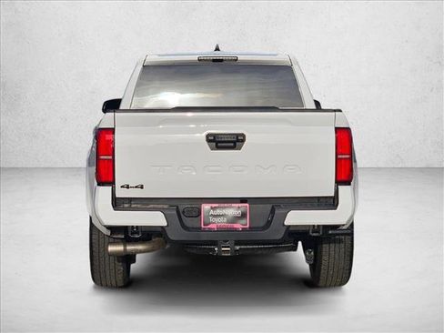 Used 2024 Toyota Tacoma TRD Sport AWD/4WD image 7