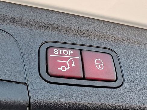 Used 2024 Mercedes-Benz GLE 450 4MATIC image 30