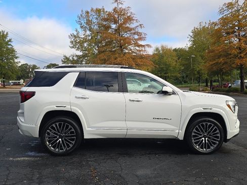 New 2026 GMC Terrain Denali image 2