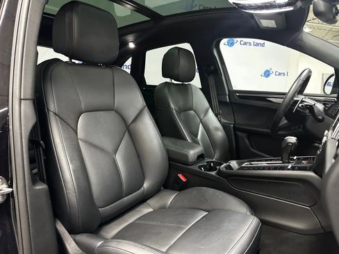 Used 2023 Porsche Macan S w/ Premium Package Plus image 26