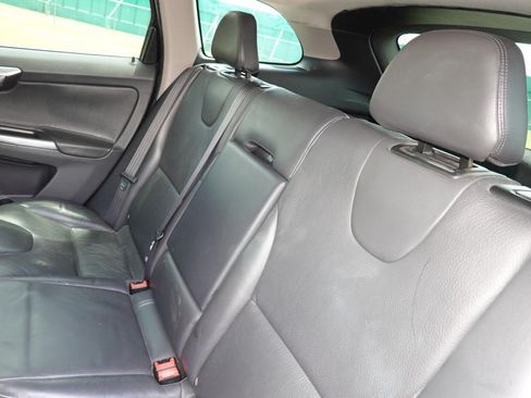 Used 2014 Volvo XC60 3.2 FWD image 19