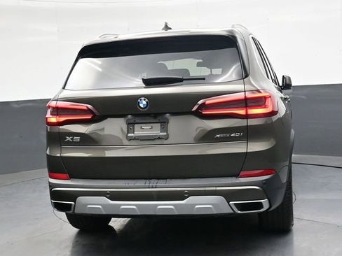 Used 2021 BMW X5 xDrive40i w/ Premium Package AWD/4WD image 4