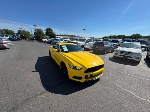 Used 2016 Ford Mustang Coupe RWD image 1