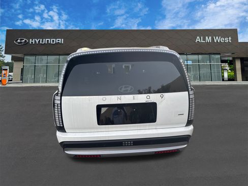 New 2026 Hyundai Ioniq 9 SE AWD/4WD image 7