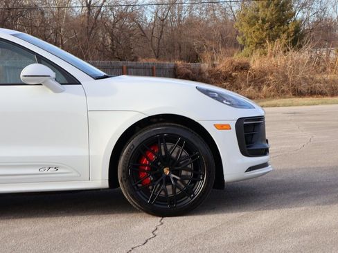 Certified 2024 Porsche Macan GTS AWD/4WD image 10