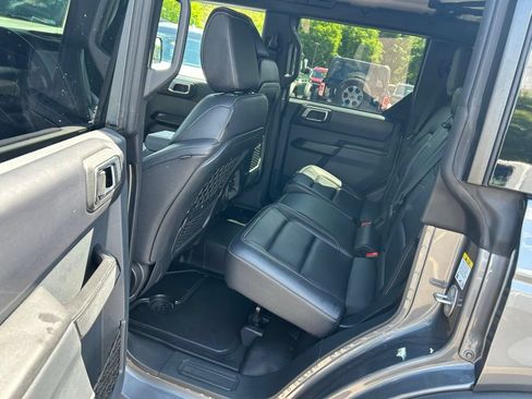 Certified 2025 Ford Bronco Badlands AWD/4WD image 17